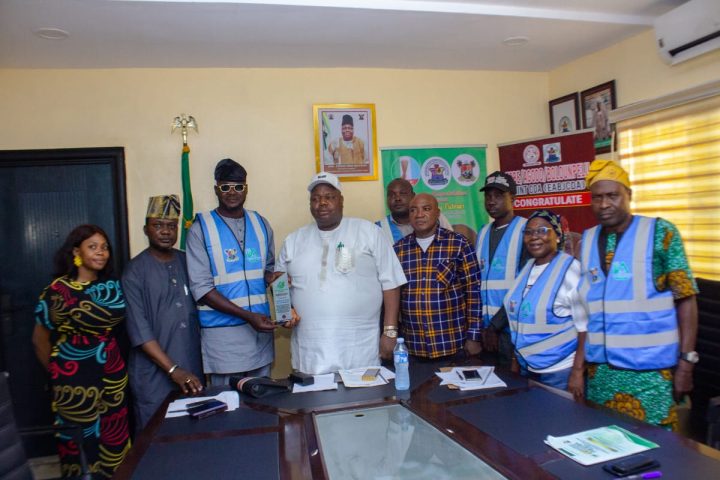 Egbe -Idimu Chairman rallies support for President Tinubu’s economic reforms, to commission additional free buses BRANDS